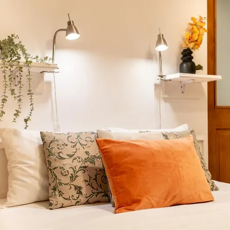 2br At Piata Natiunilor Unite: Perfect For Center * Boekarest