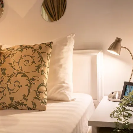 2br At Piata Natiunilor Unite: Perfect For Center Βουκουρέστι