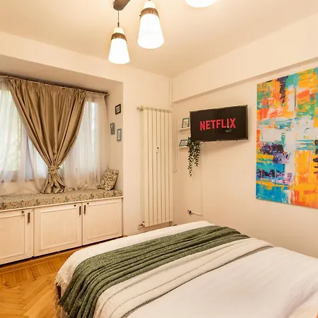 2br At Piata Natiunilor Unite: Perfect For Center Βουκουρέστι