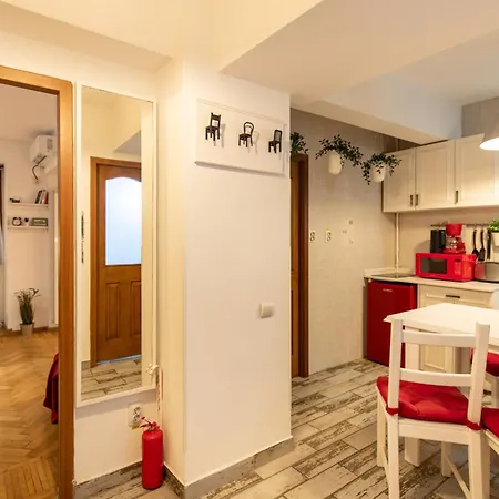 2br At Piata Natiunilor Unite: Perfect For Center *