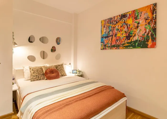 Apartament 2br At Piata Natiunilor Unite: Perfect For Center *