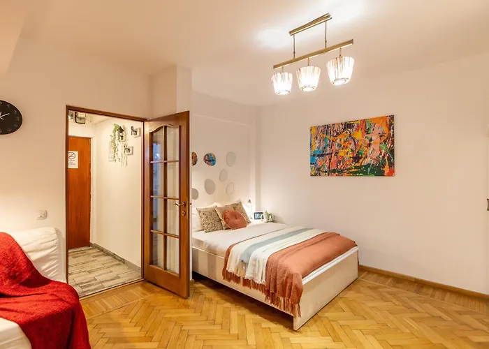 2br At Piata Natiunilor Unite: Perfect For Center *