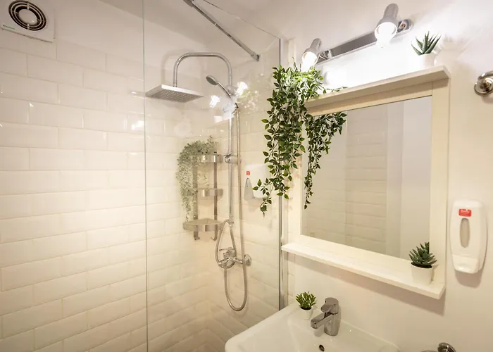 2br At Piata Natiunilor Unite: Perfect For Center Bukarest