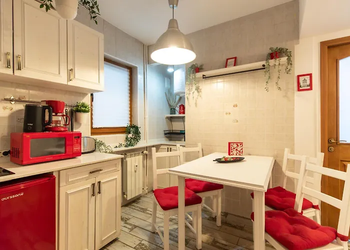 2br At Piata Natiunilor Unite: Perfect For Center Bukarest